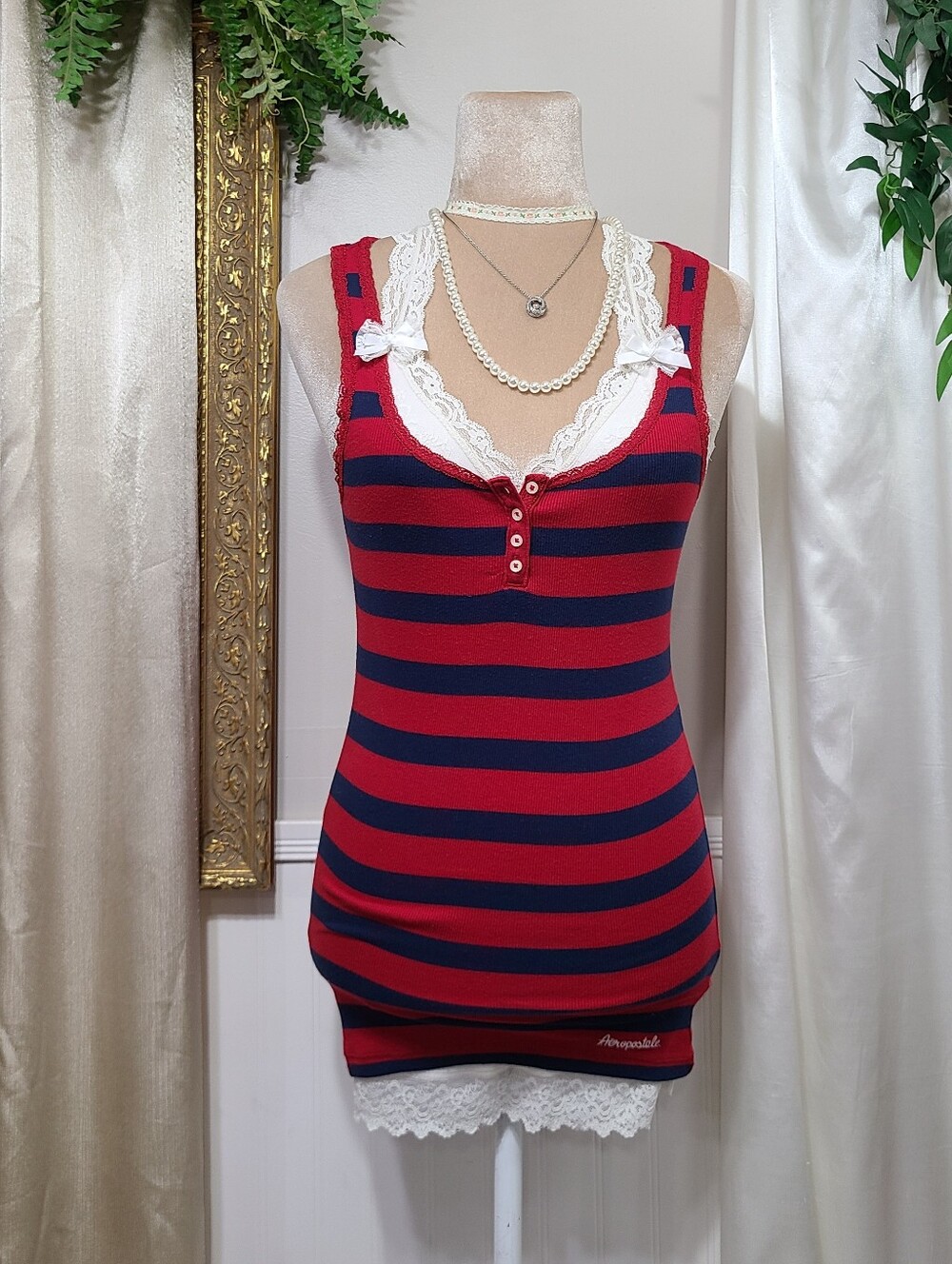 ♡ Y2K ♡ Aeropostale Red & Navy Striped Lace Trim Summer Henley Tank Top